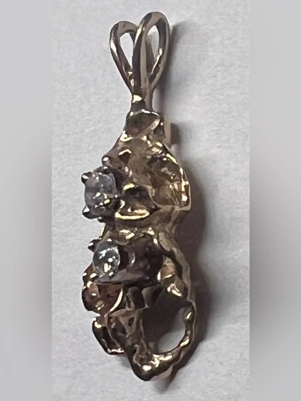 14K charm 2.7g diamond duo yellow gold Nugget pendant late 70s vintage authentic